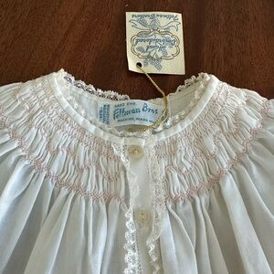 Feltman Brothers Baby Ivory / Blue Vintage Bib with Lace - Girl